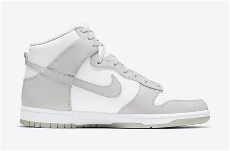 nike high dunk grijs|Nike Dunk High sneakers.